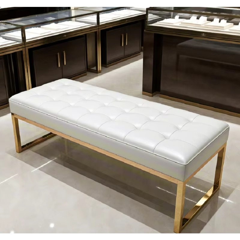 Banco de Espera Artesanal com  - Luxury Watch Boutique avaliação e preço